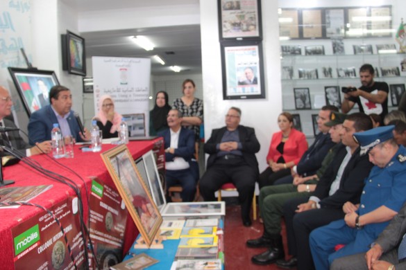 منتدى الجمهورية - نحو ترجمة الأناشيد الوطنية ومعاني القرآن
