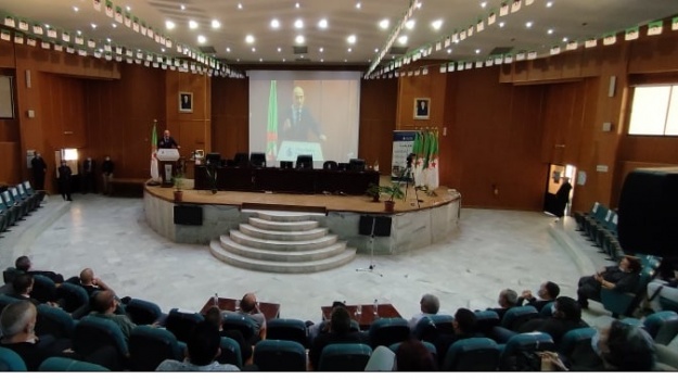 Une trentaine d’éditeurs et exposants au 1er carrefour du livre amazigh à Bejaia