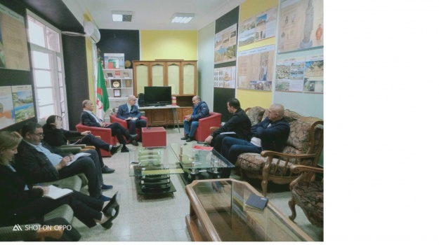 Le Haut Commissariat à l’Amazighité accompagne et parraine le 1er Festival National de la Poésie Amazighe d’Akbou, wilaya de Béjaia.