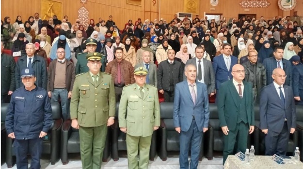 le HCA parraine un colloque scientifique à l'Université Chaahid Hamma Lakhdar d'El Oued