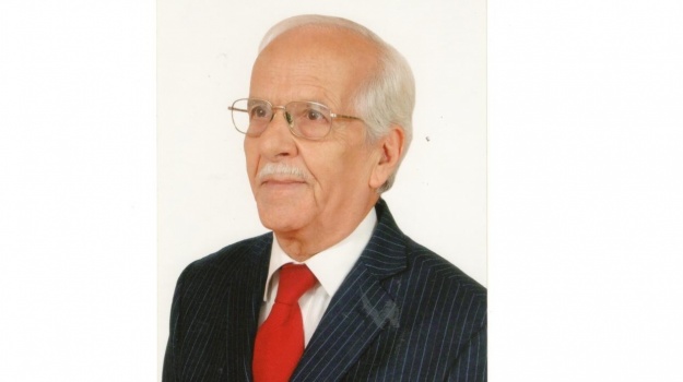 A  l’occasion de ses 90 ans , le HCA présente ses meilleurs vœux de bonheur et de santé à Mohamed HILMI.