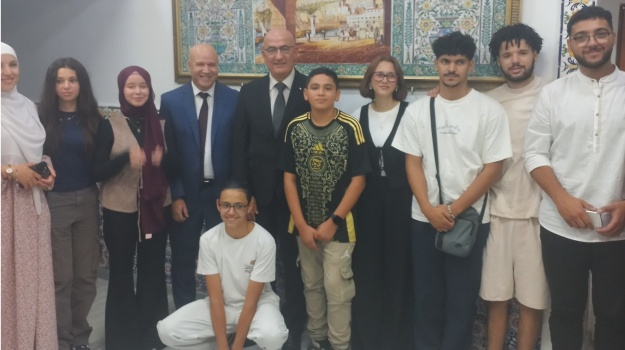 الأمين العام للمحافظة السامية للأمازيغية في زيارة لمقر الشبكة الجزائرية لحقوق الطفل ندى